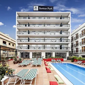 Aqua Bertran Park Hotel